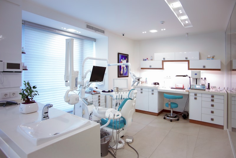 Box clínico y equipamiento médico veterinario